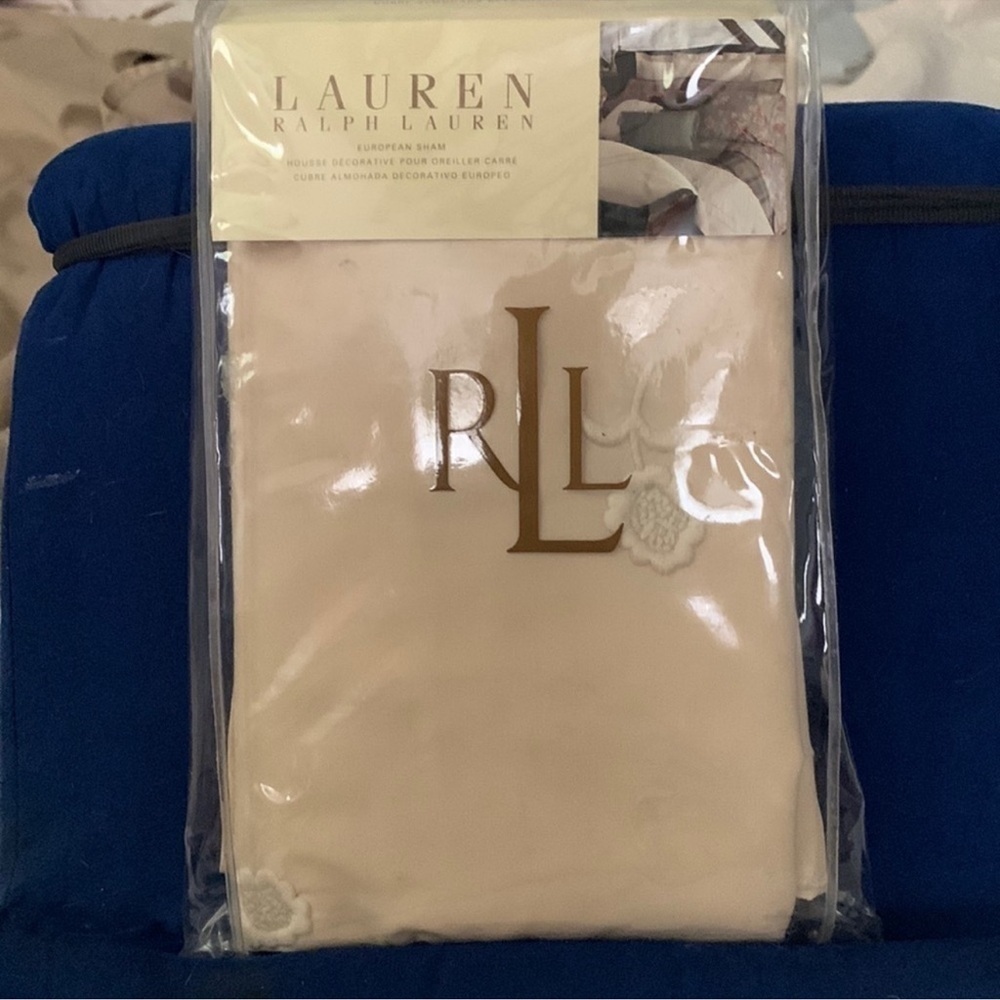 Lauren Ralph Lauren Cream pillowcases